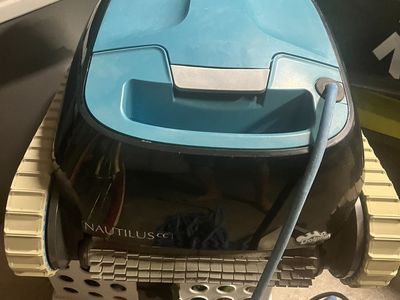 Dolphin Nautilus CC Robotic Pool Cleaner with Power Supply