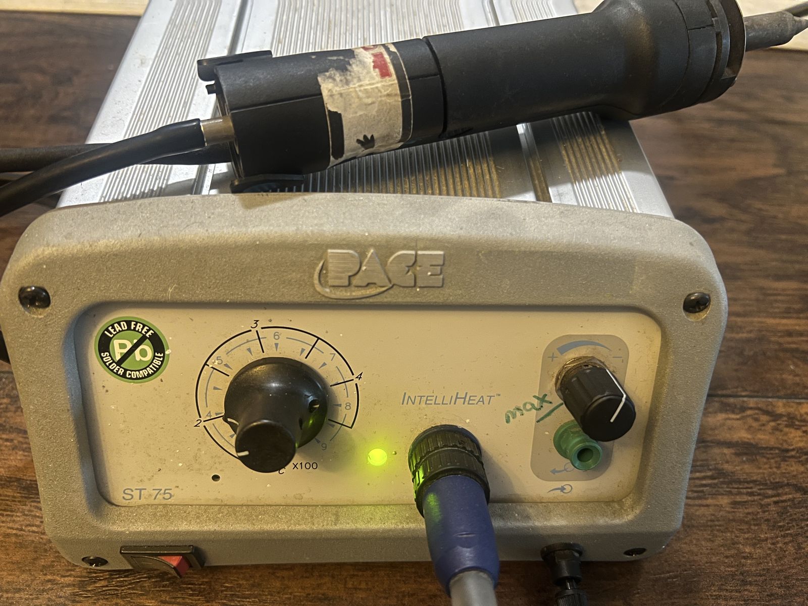 Pace ST75 Rework/Desoldering Station — American Made