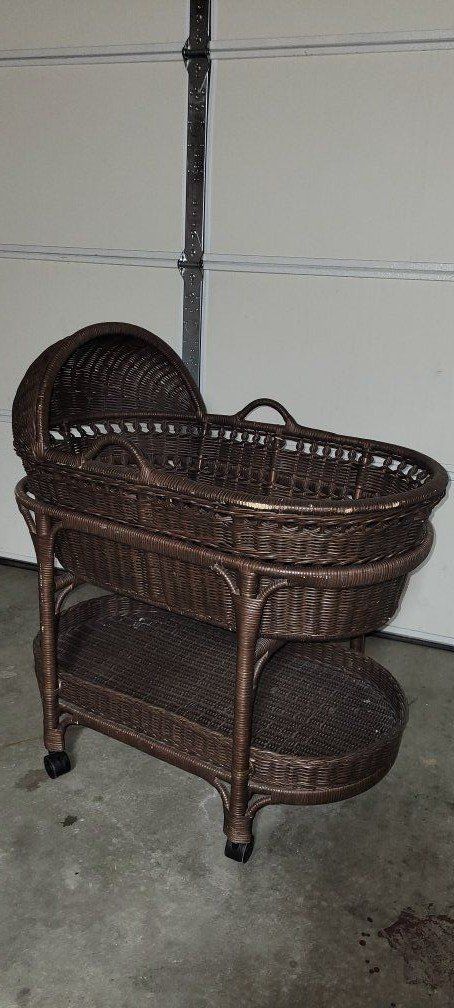 Pottery Barn Kids Wicker Bassinet