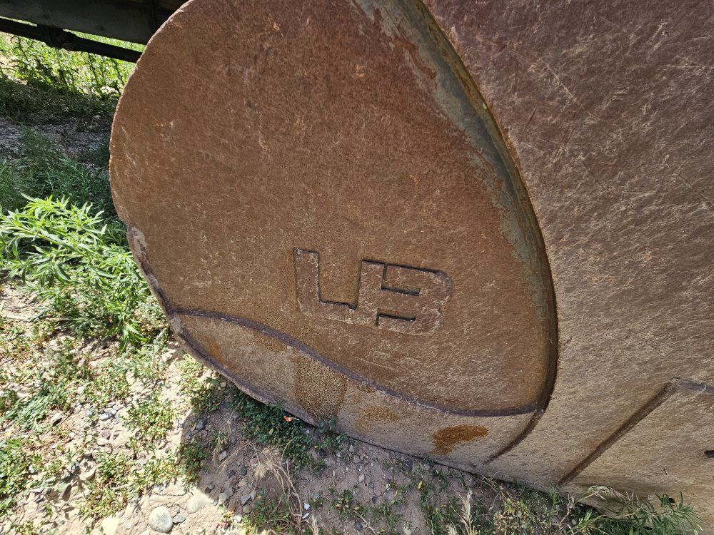 Main image 2