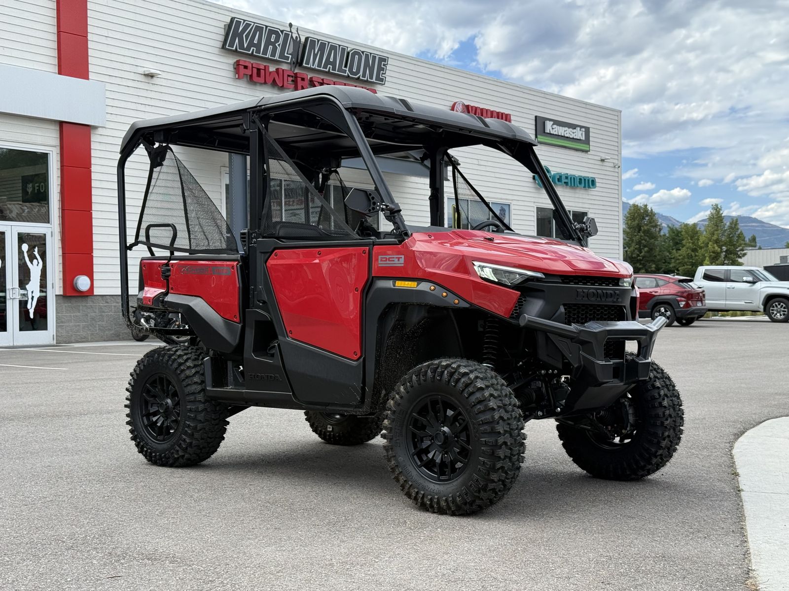 2026 HONDA PIONEER 1000-5 DELUXE Hero Red - H01001
