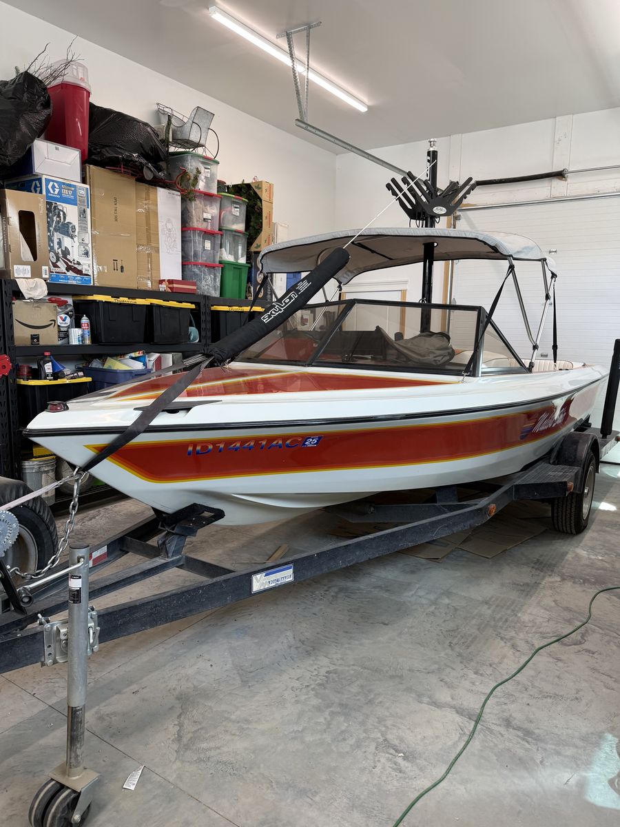 1988 Malibu Skier