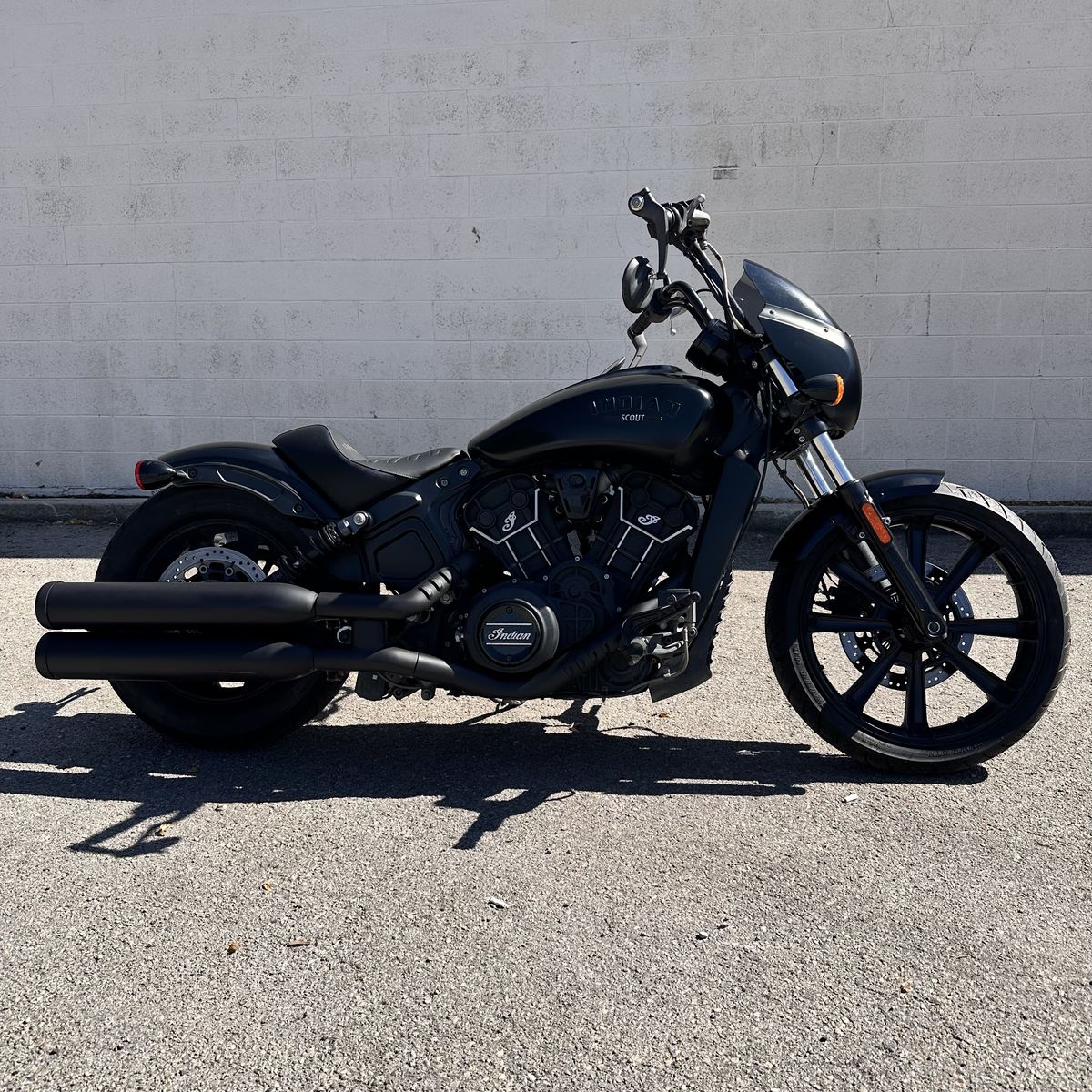 2022 Indian Scout Rogue - Cruiser