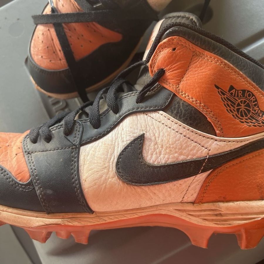 Nike Air Jordan 1 Retro High Shattered Backboard Cleats Size 9 Mens Orange Black