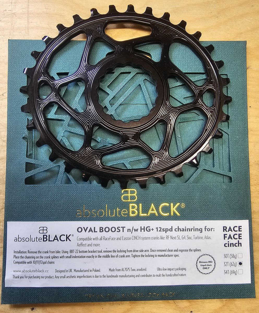 Absolute Black Ovals, Race Face AB Ovals Boost RF Cinch New and Used