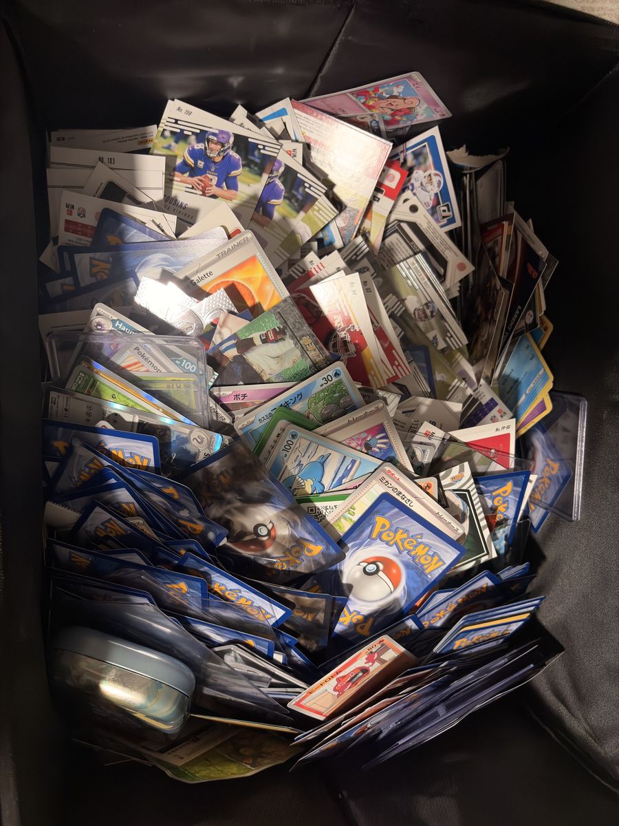 Sports card lot