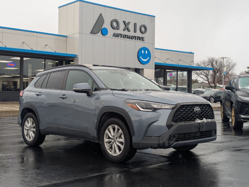 2022 Toyota Corolla Cross LE