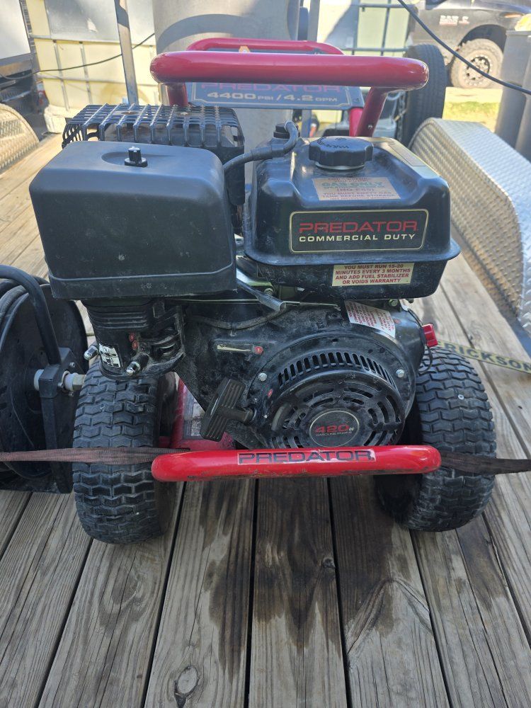 Predator Commercial Duty Pressure Washer 4400 PSI 4.2 GPM