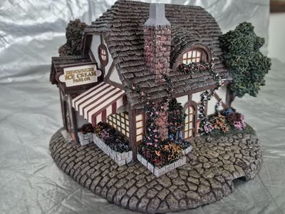 Limited Edition "Hawthorne Village " collection.