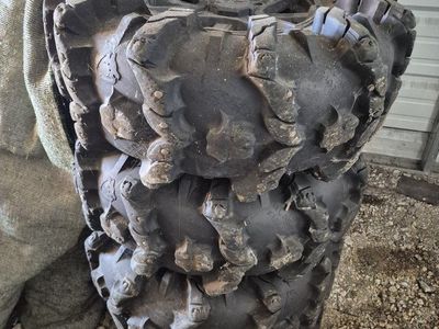 Polaris razor 32 inch black mambas.