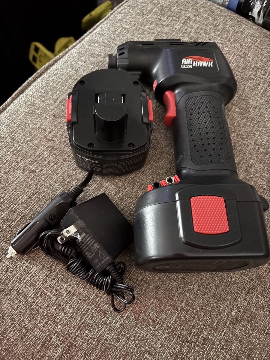 Air Hawk Handheld Tire Inflator