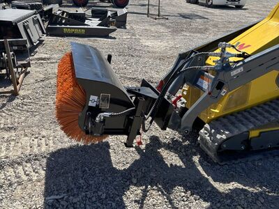 2025 GIYI GY-QSJ Mini Skid Steer Attachment Sweeper Broom