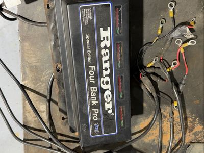Ranger 15 amp 4 Bank Charger