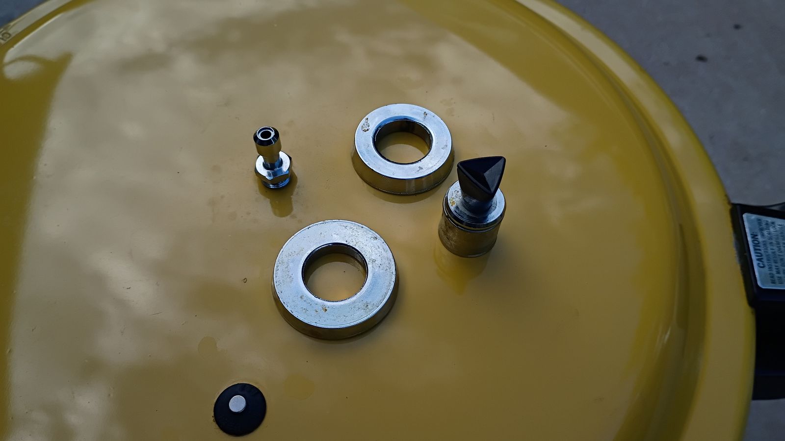 Main image 3