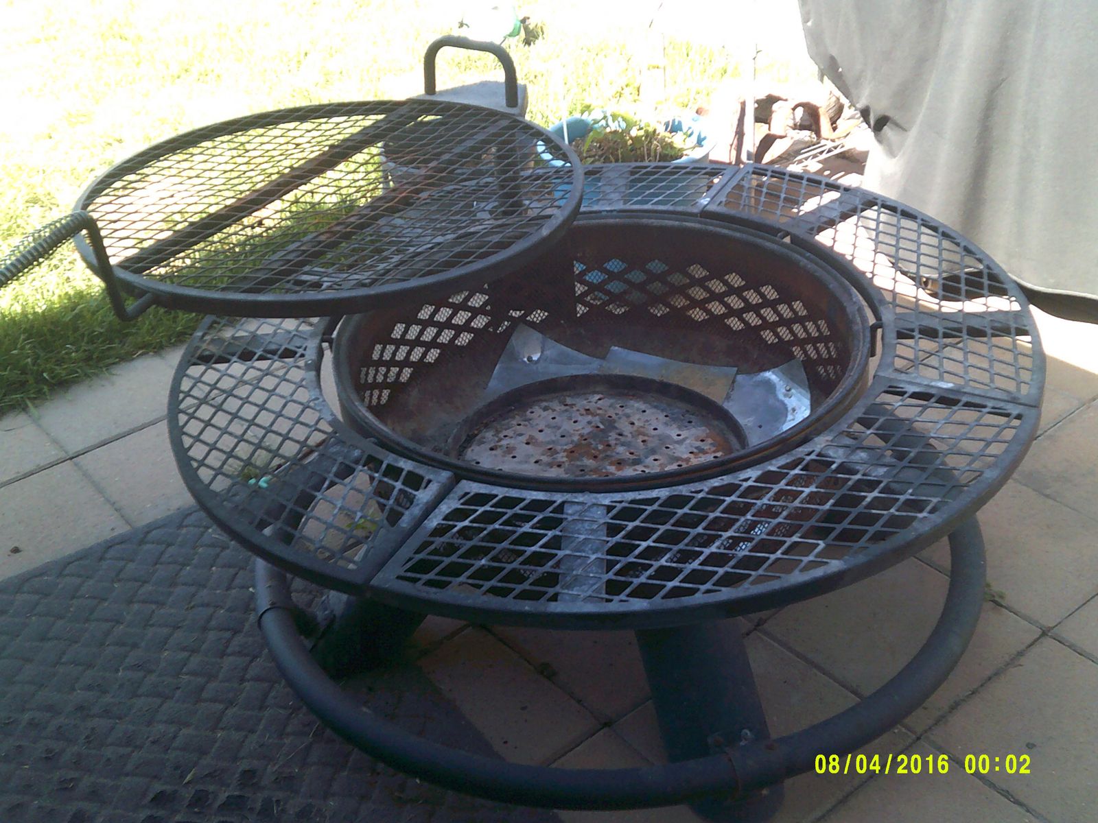 Master Forge Rancher Fire Pit & Grill