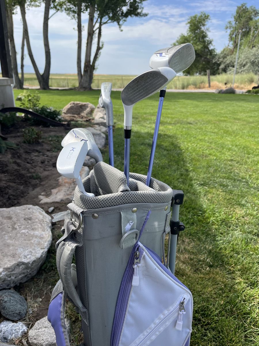 Junior right hand Golf clubs