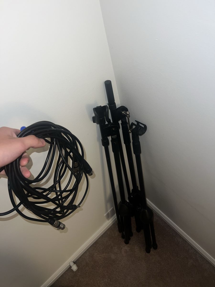 3 Microphone Stands with 2 Cables