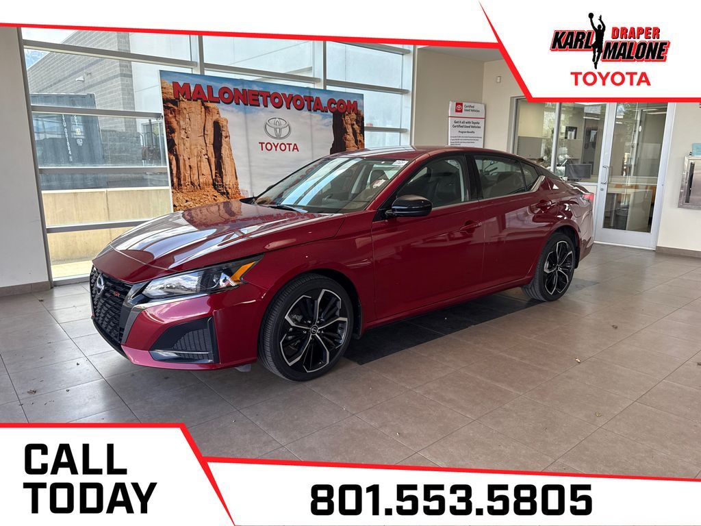 2023 Nissan Altima 2.5 SR
