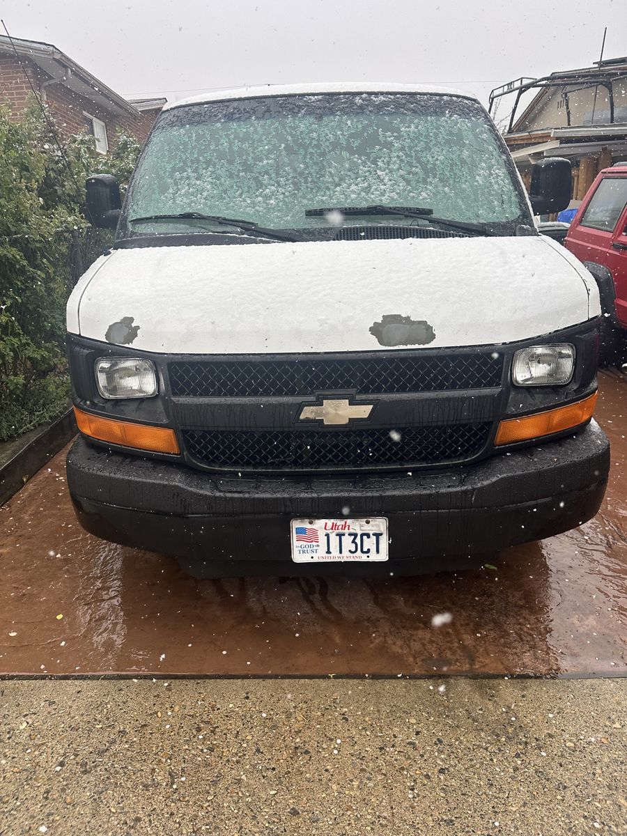 2010 Chevrolet Express 3500 LS