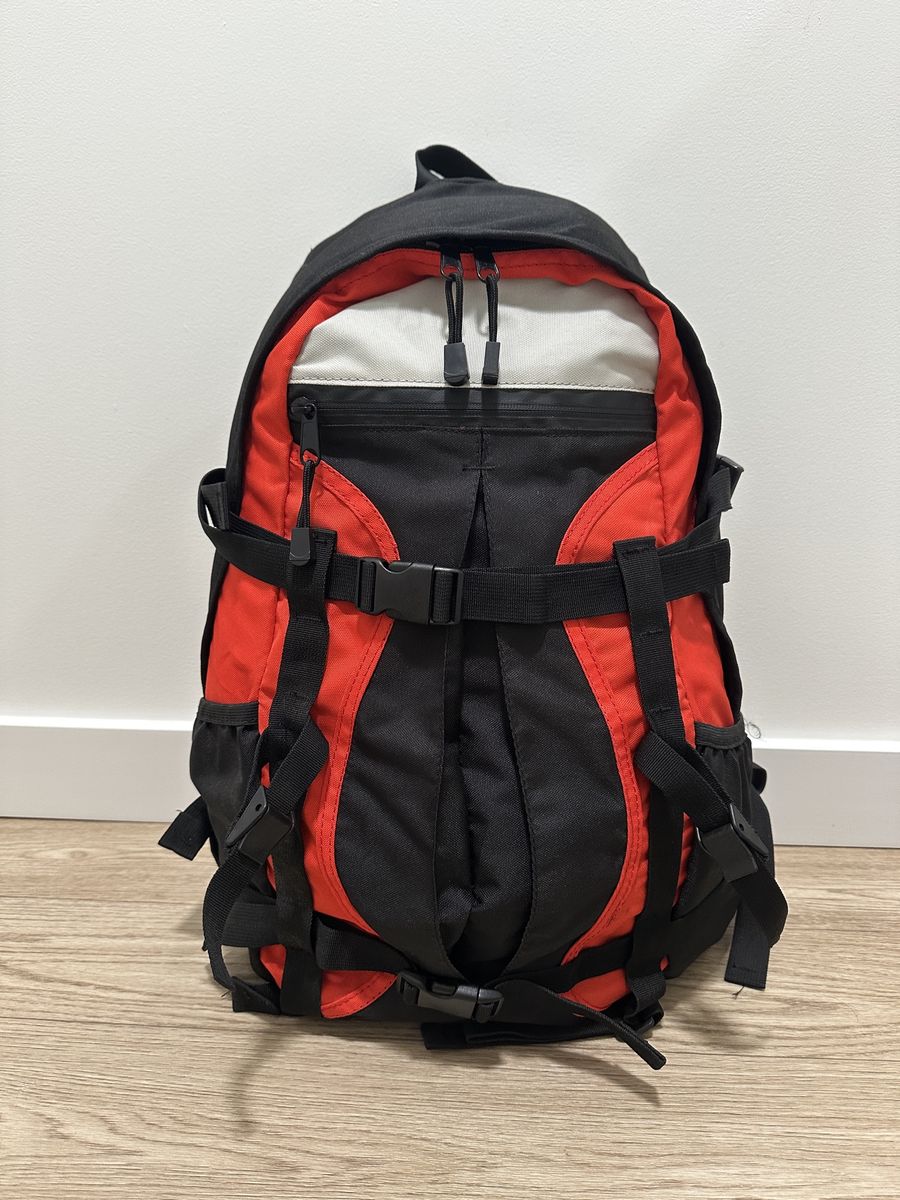 Nice comfy Hiking daypack back pack 