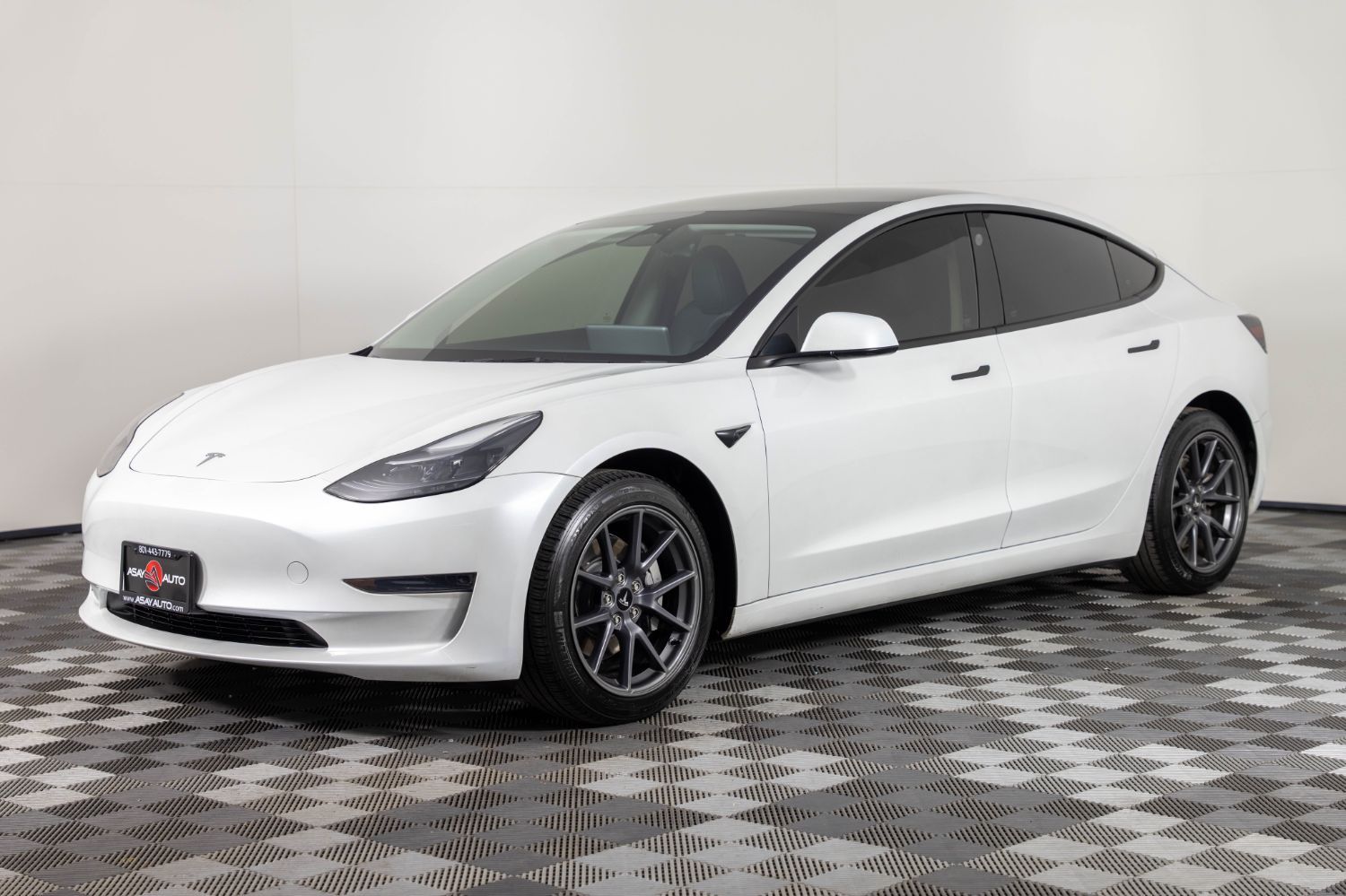 2023 Tesla Model 3 Base