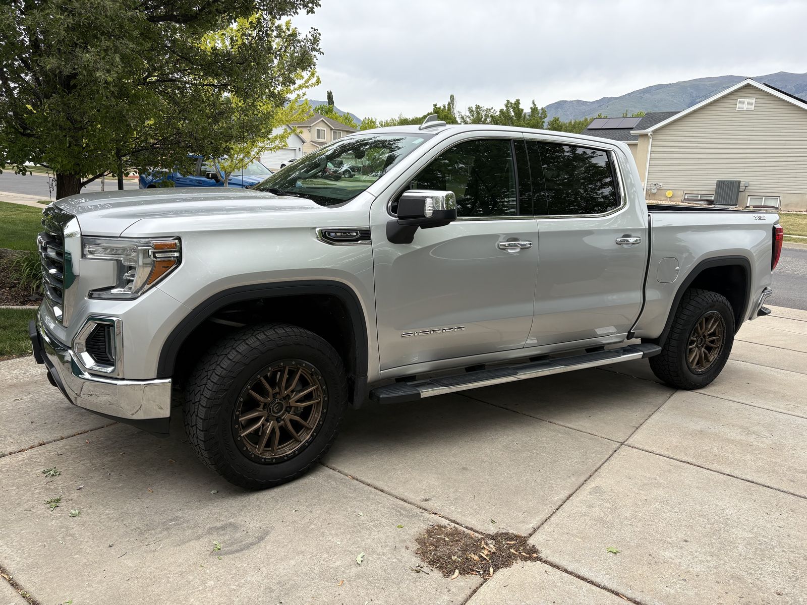 2019 GMC 1500 SLT