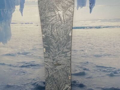 Lightly Used Niche Pyre '24 155cm