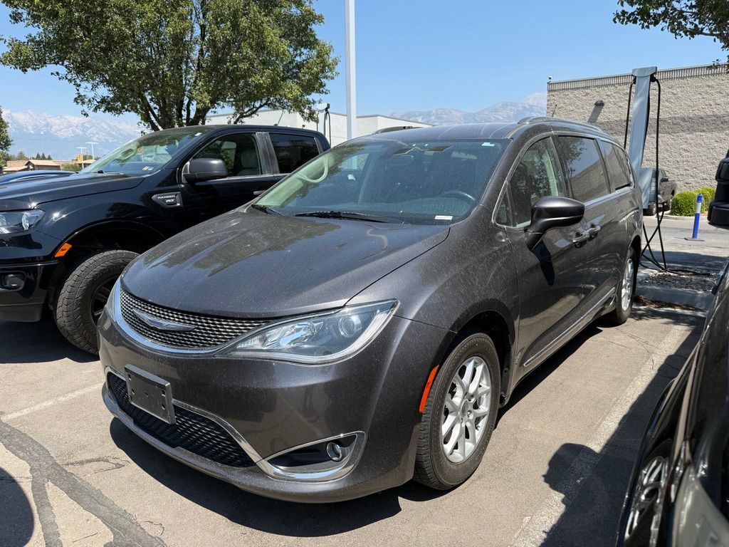 2020 Chrysler Pacifica Touring L