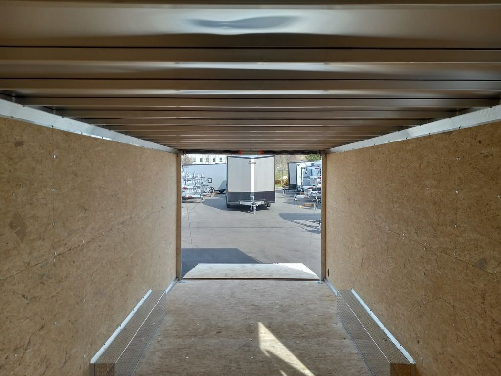 Main image 23