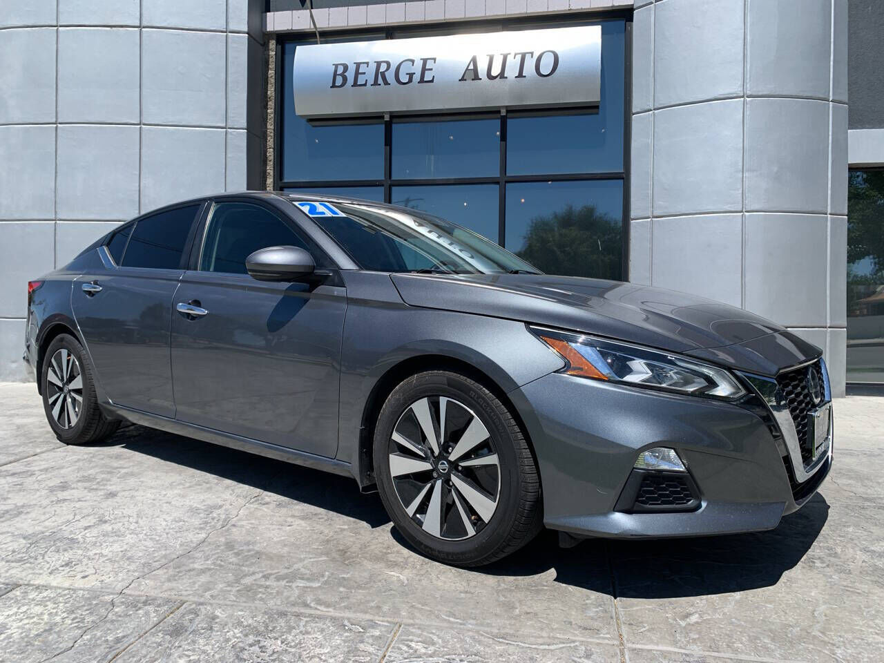 2021 Nissan Altima 2.5 SV