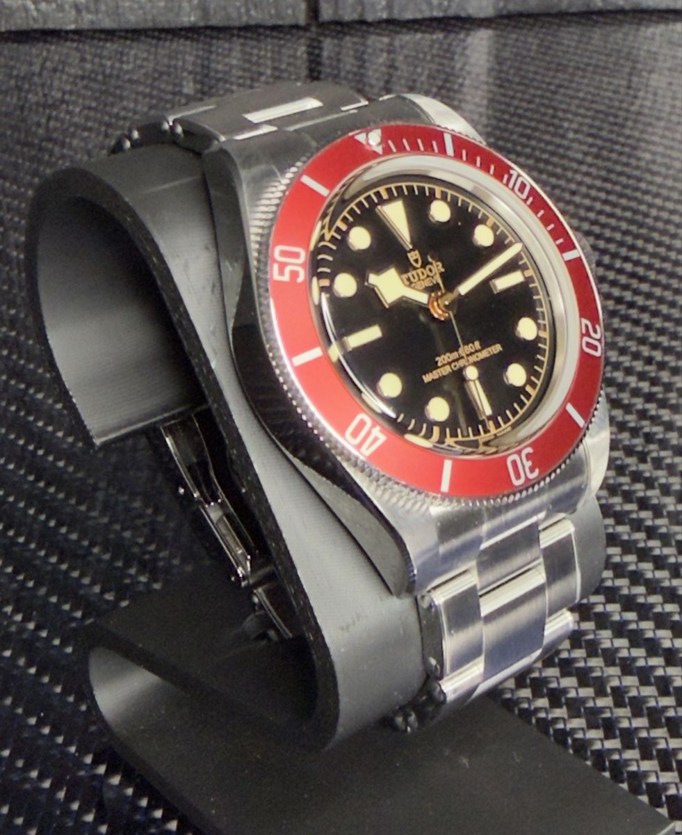 Tudor Heritage Black Bay M7941A1AORU 41mm Automatic Men's Watch with Red Bezel & Steel Bracelet