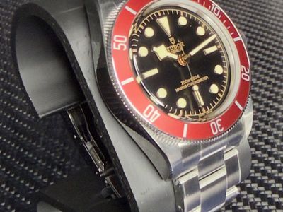Tudor Heritage Black Bay M7941A1AORU 41mm Automatic Men's Watch with Red Bezel & Steel Bracelet