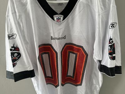 Tampa Bay Buccaneers Reebok NFL Equipment On-Field Jersey – Size Medium