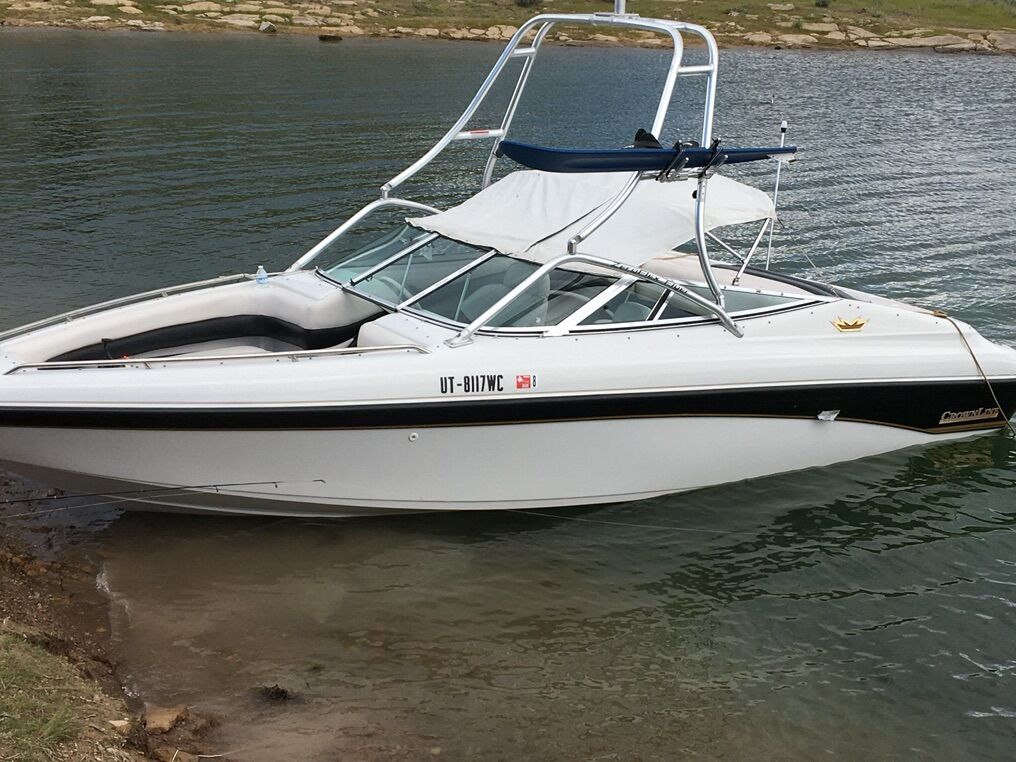 1995 24 FT Crownline
