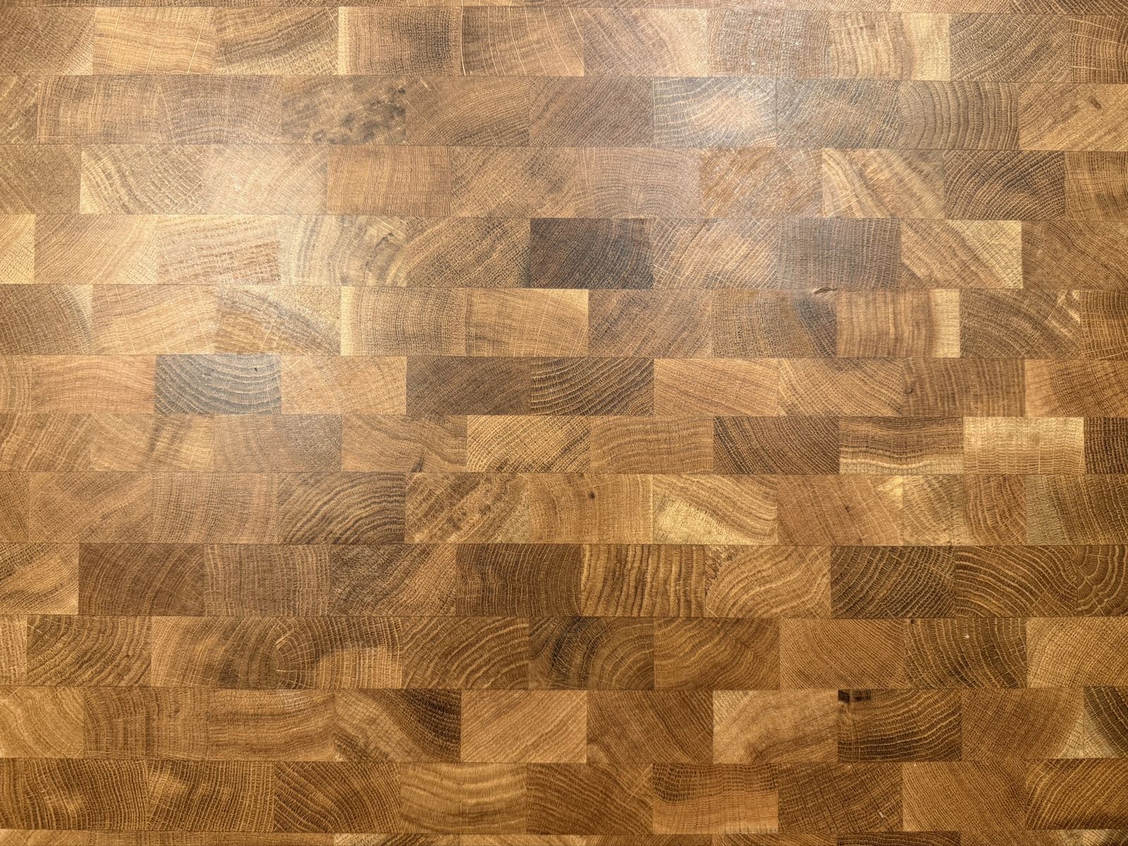 Main image 3
