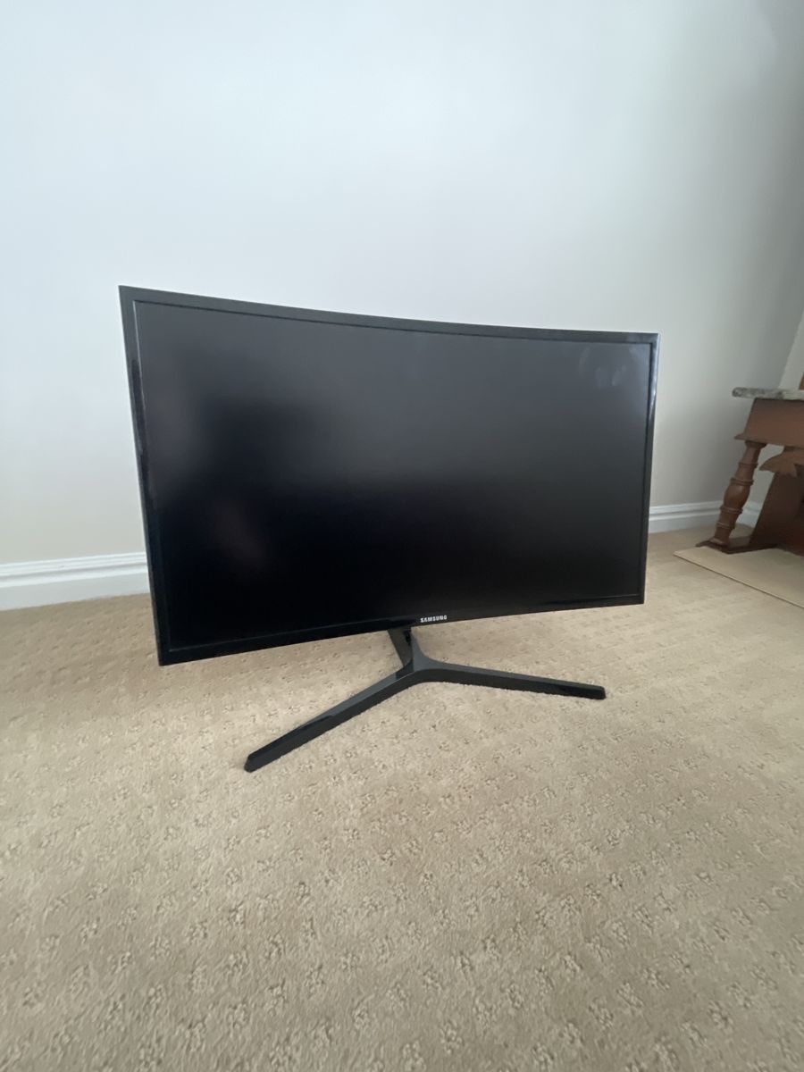 Samsung 27” Monitor – Like New