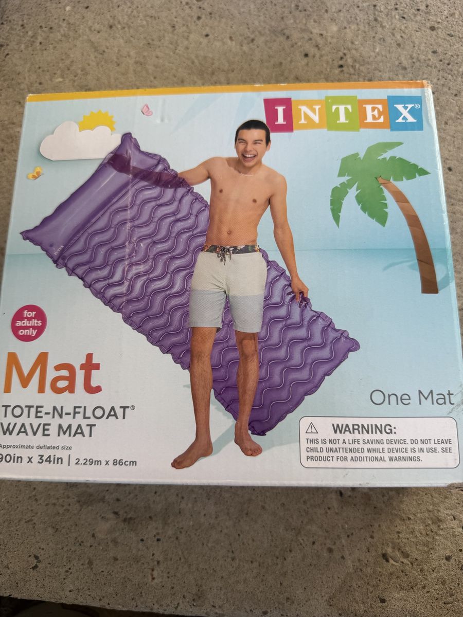 Intex Tote-N-Float Wave Mat Inflatable Pool Float Purple 90 in x 34 in