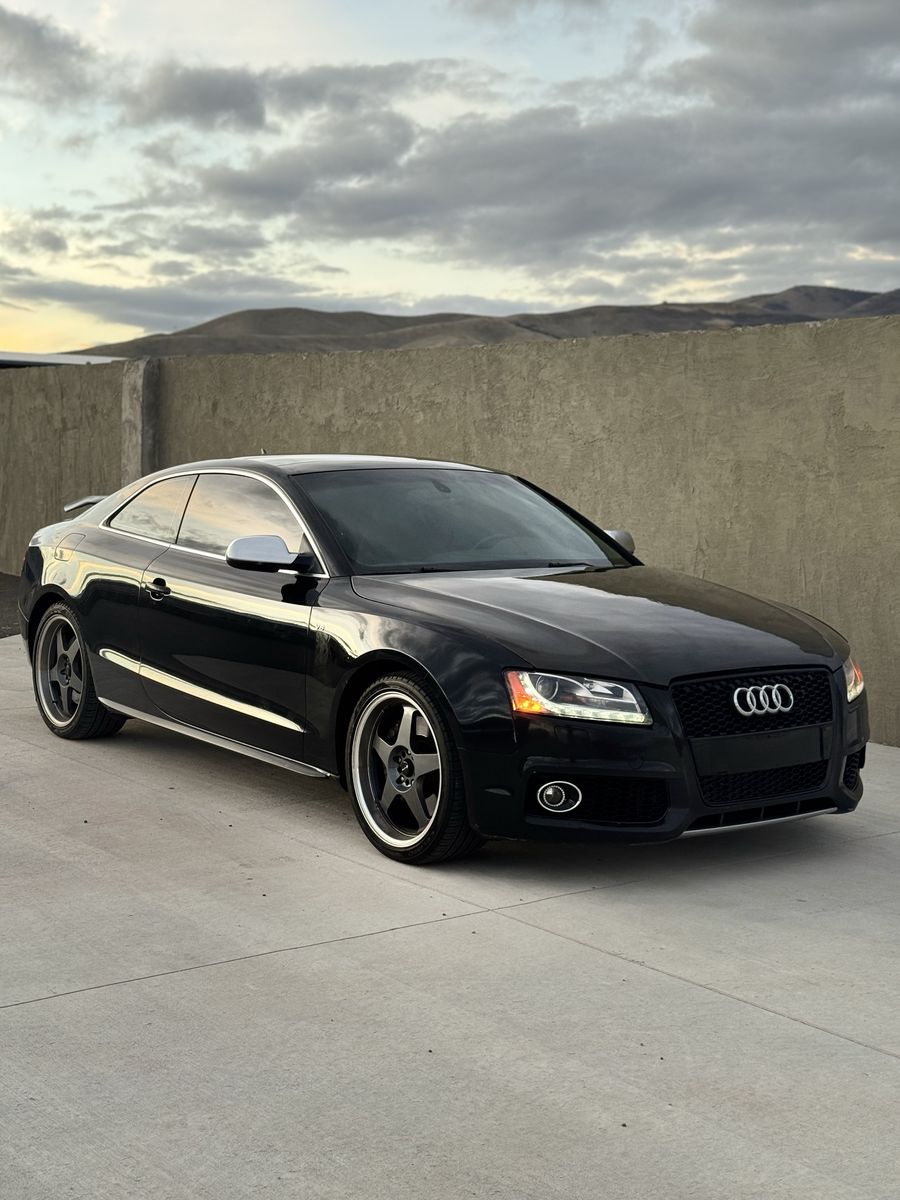 2011 AUDI S5 4.2 quattro Prestige