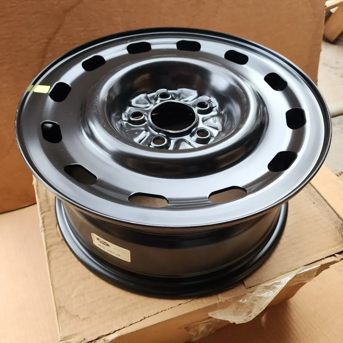 Ford 16" Factory OEM Wheel Rim Crown Victoria 2003-2011 Black Steel 5W7Z1007AA