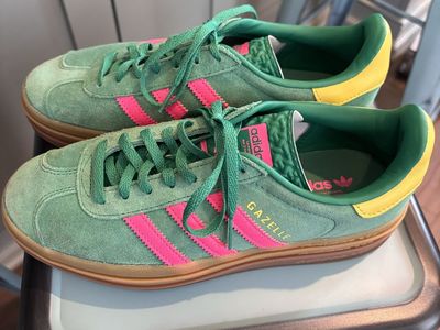 Women’s Adidas Gazelle Platform Sneakers Size 7 Green/Pink