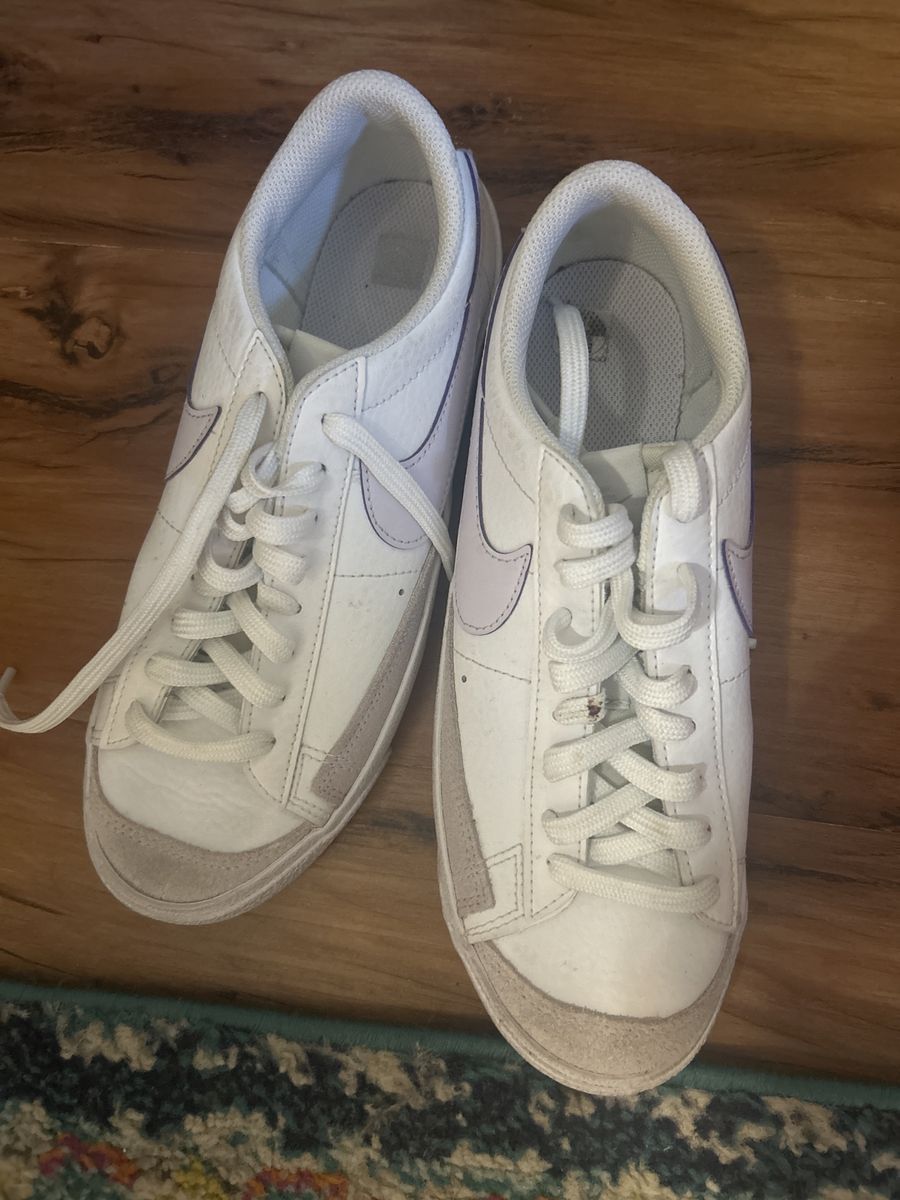 Nikes - size 7