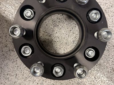 Bora 1.25 Tundra gen 3 wheel spacers