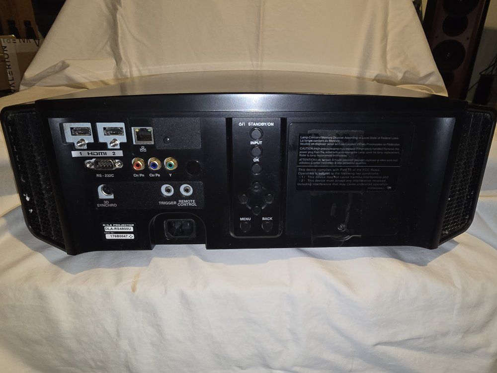 Main image 3