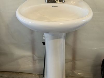 Pedestal Sink with Moen Faucet