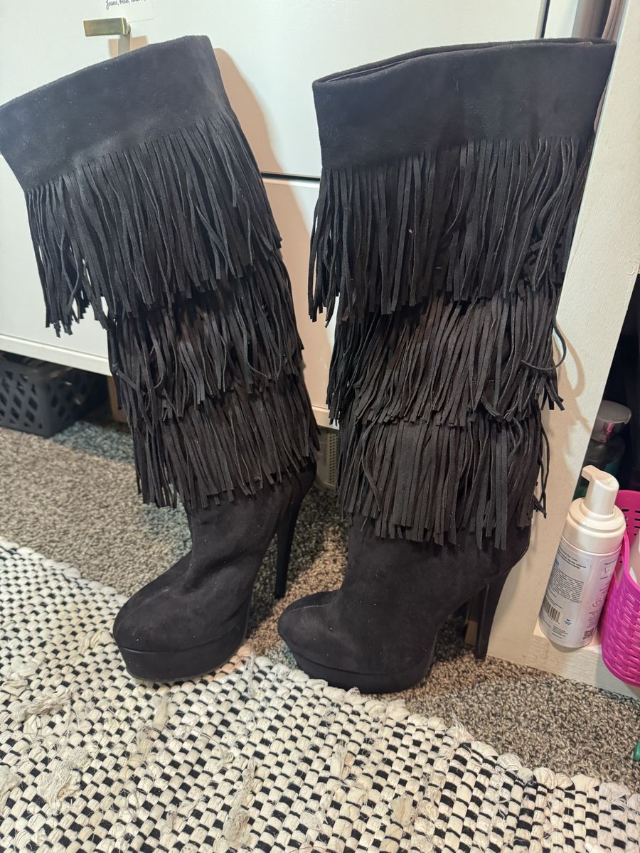 Michael Antonio Black Multi-Tiered Fringe High Heel Platform Boots Size 8