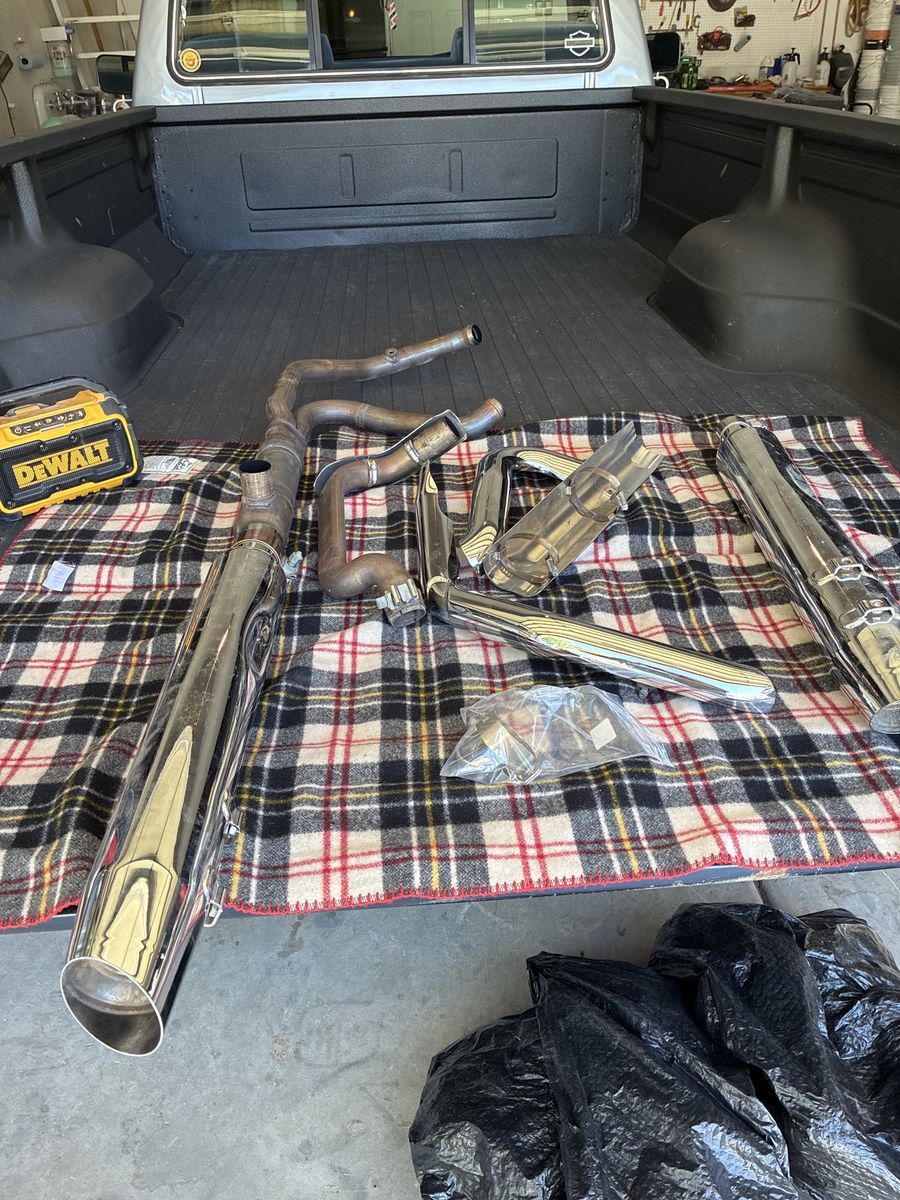 Free street glide factory exhaust 2022