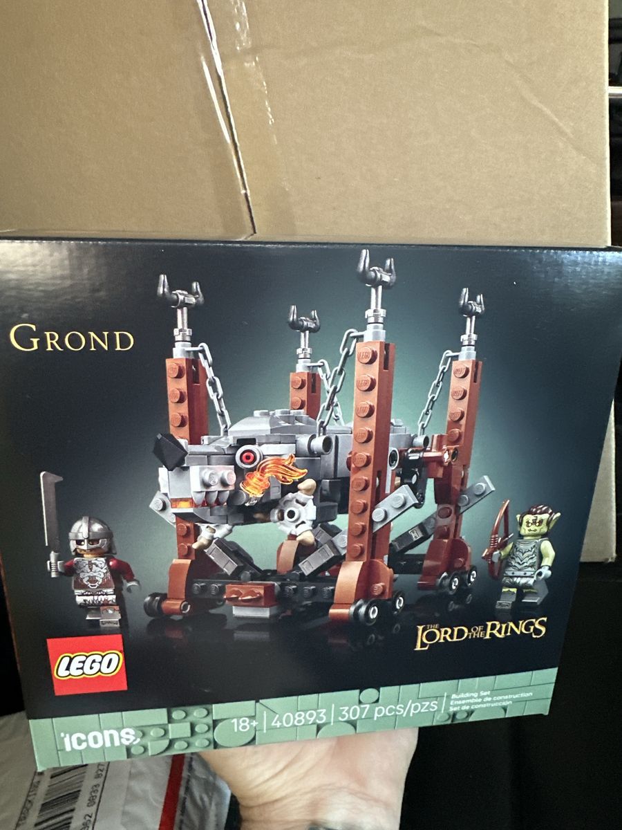 The lord of the rings Minas Tirith. OBO