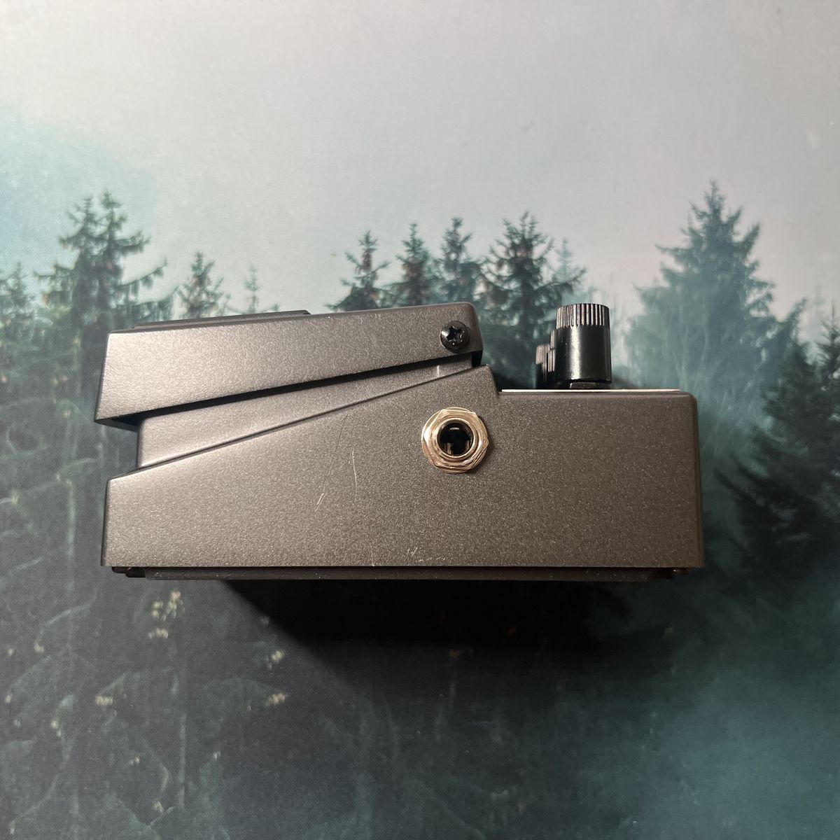 Main image 4