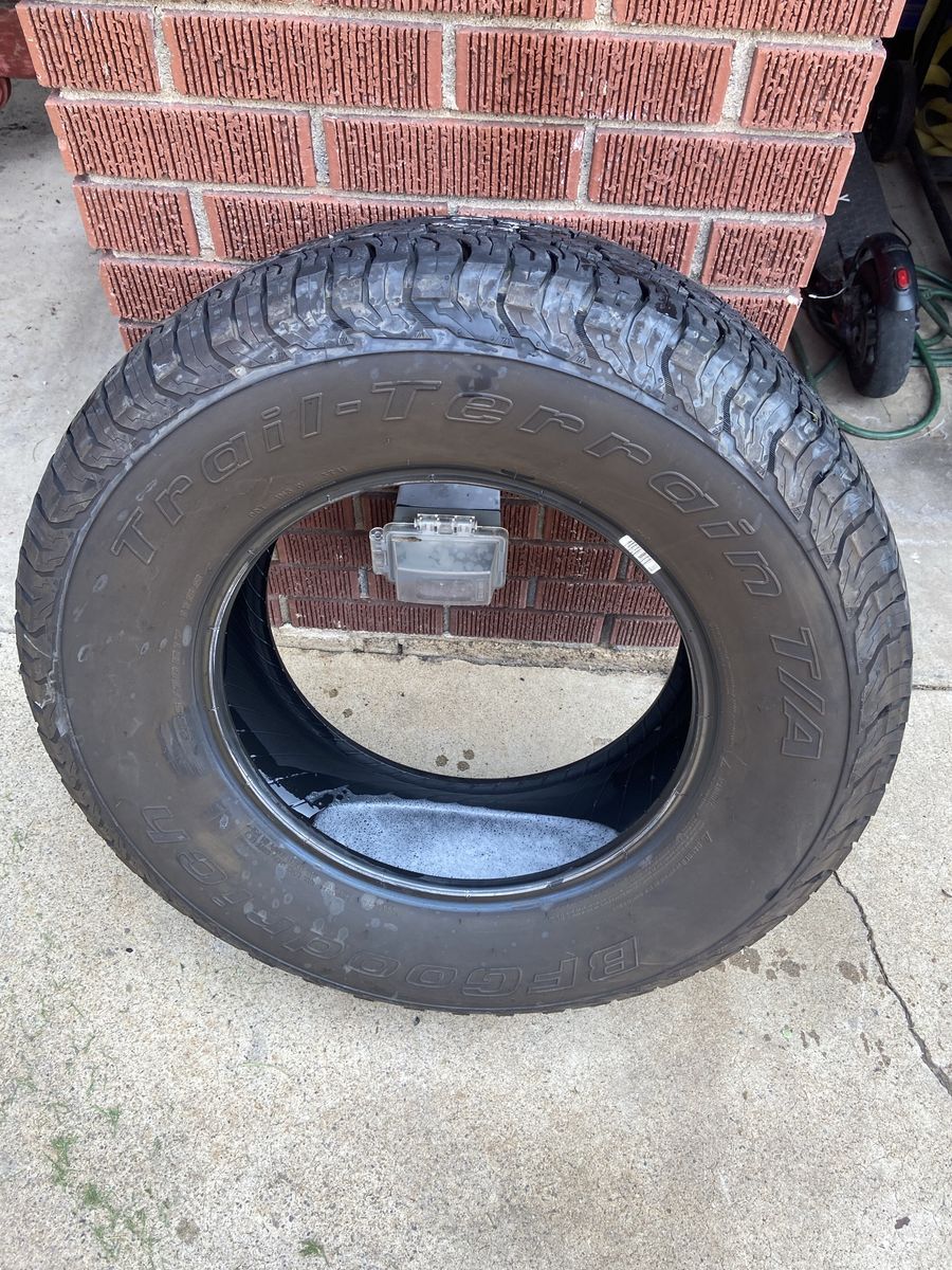BF Goodrich Trail Terrain 265/70r17 Used Tire