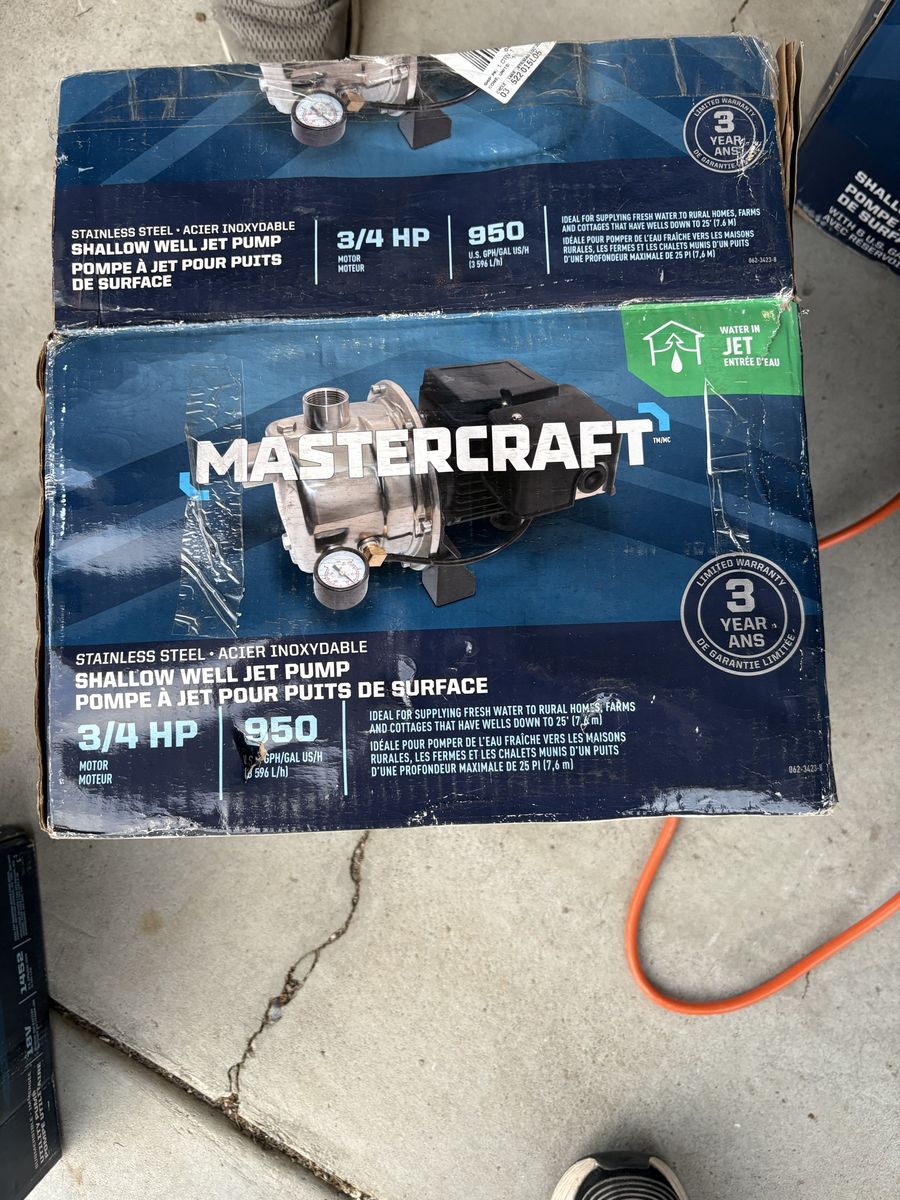 Mastercraft 3/4 HP Shallow Well Jet Pump - Stainless Steel, 950 GPH for Rural Homes & Cottages